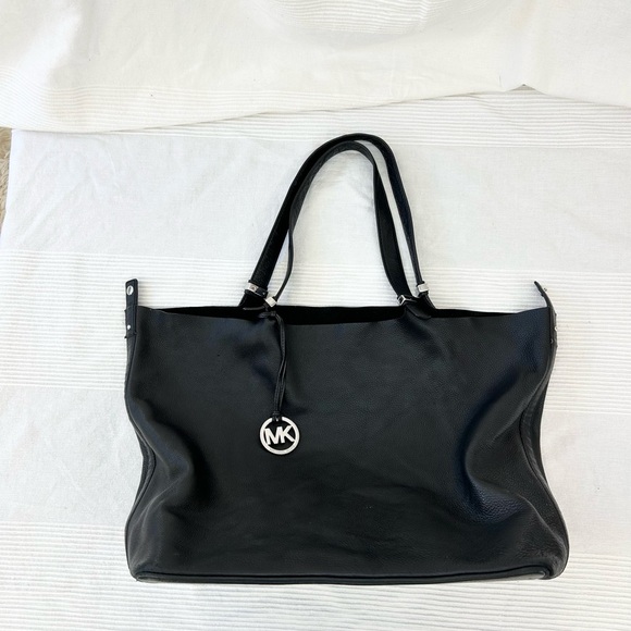 Michael Kors Large Colgate Grab Shoulder Tote Bag - Picture 9 of 16